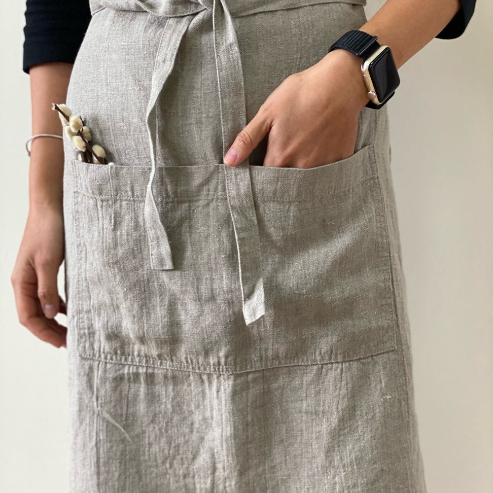 Apron - Picture 2 of 8